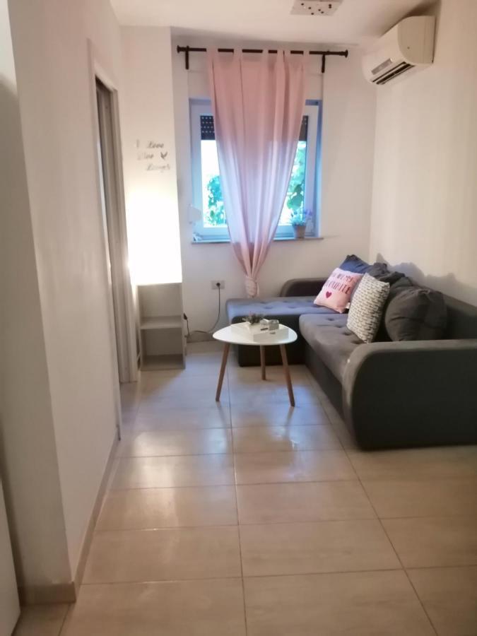 Sun & Love Apartment Копер Экстерьер фото